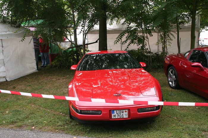 Corvette Sunday 2005 075.jpg