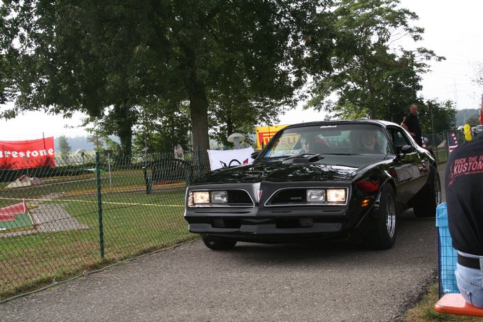 Corvette Sunday 2005 110.jpg